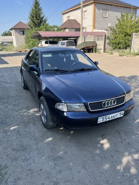 Audi A4 B5, 1995 год, под ремонт