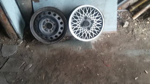 Комплект автомобильных дисков R14