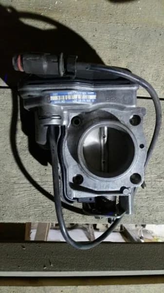 Дроссельный узел Mercedes для двигателя M111