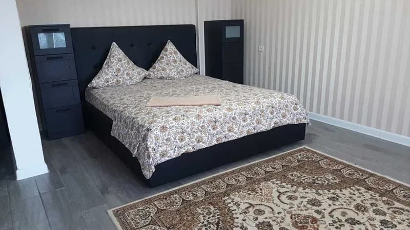 Комната с двуспальной кроватью посуточно
